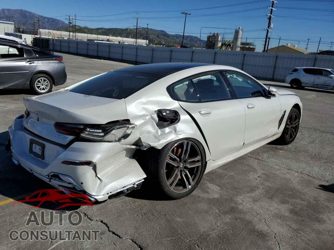BMW 8 SERIES 2023 - WBAGV2C0XPCK67482