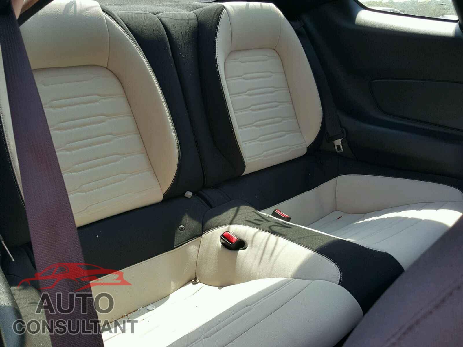 FORD MUSTANG 2015 - 1FA6P8CF2F5357086