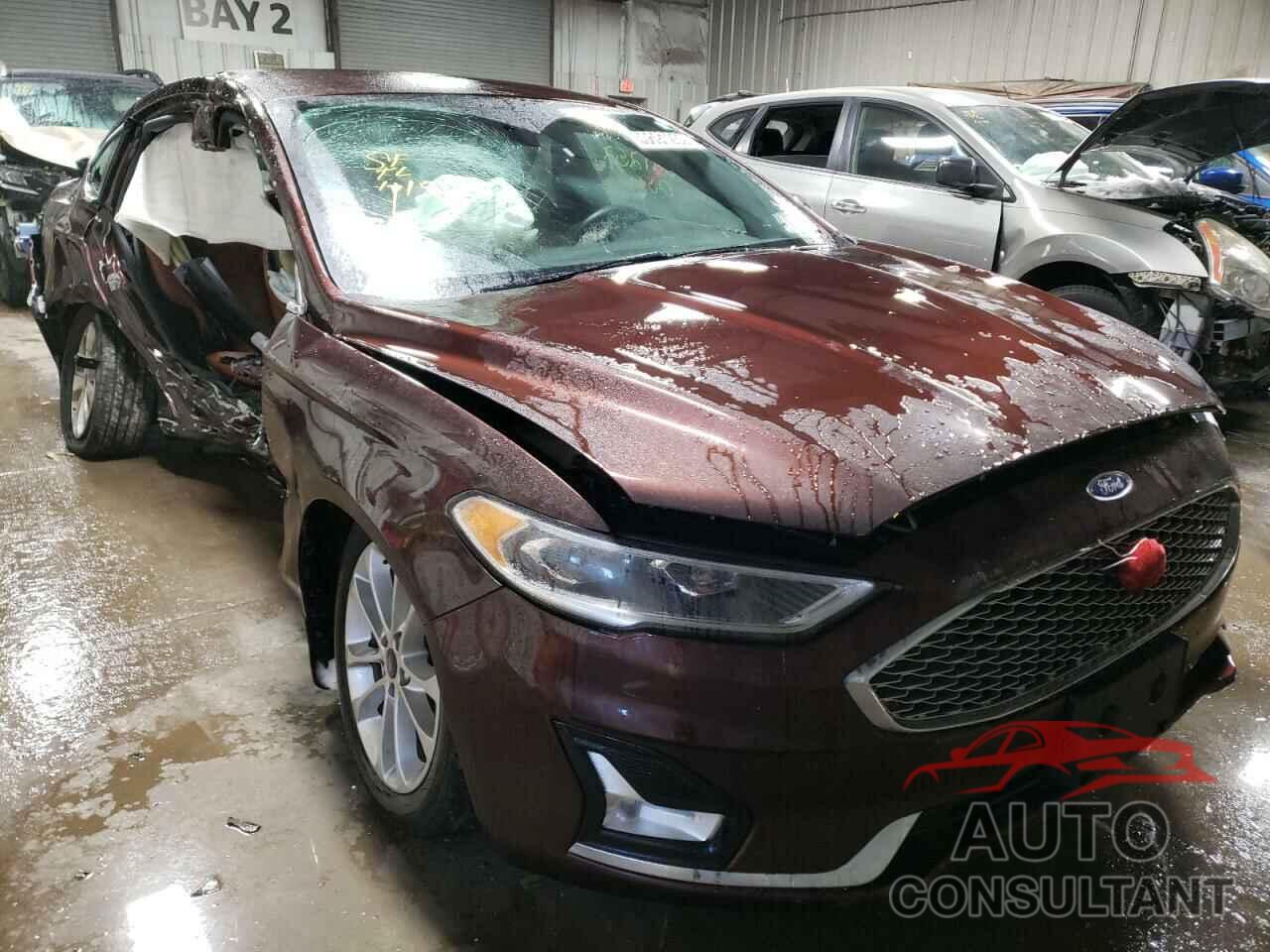 FORD FUSION 2019 - 3FA6P0SU6KR185329