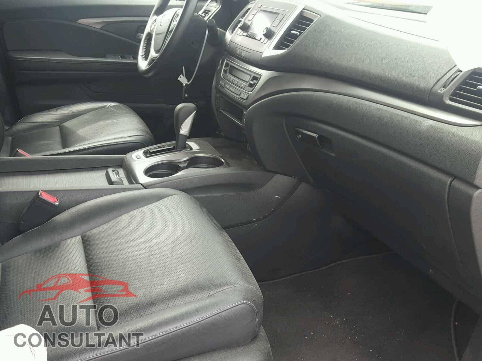 HONDA RIDGELINE 2017 - 5FPYK2F55HB004044