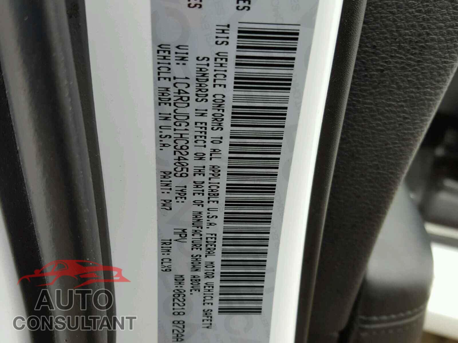 DODGE DURANGO 2017 - 1C4RDJDG1HC924059