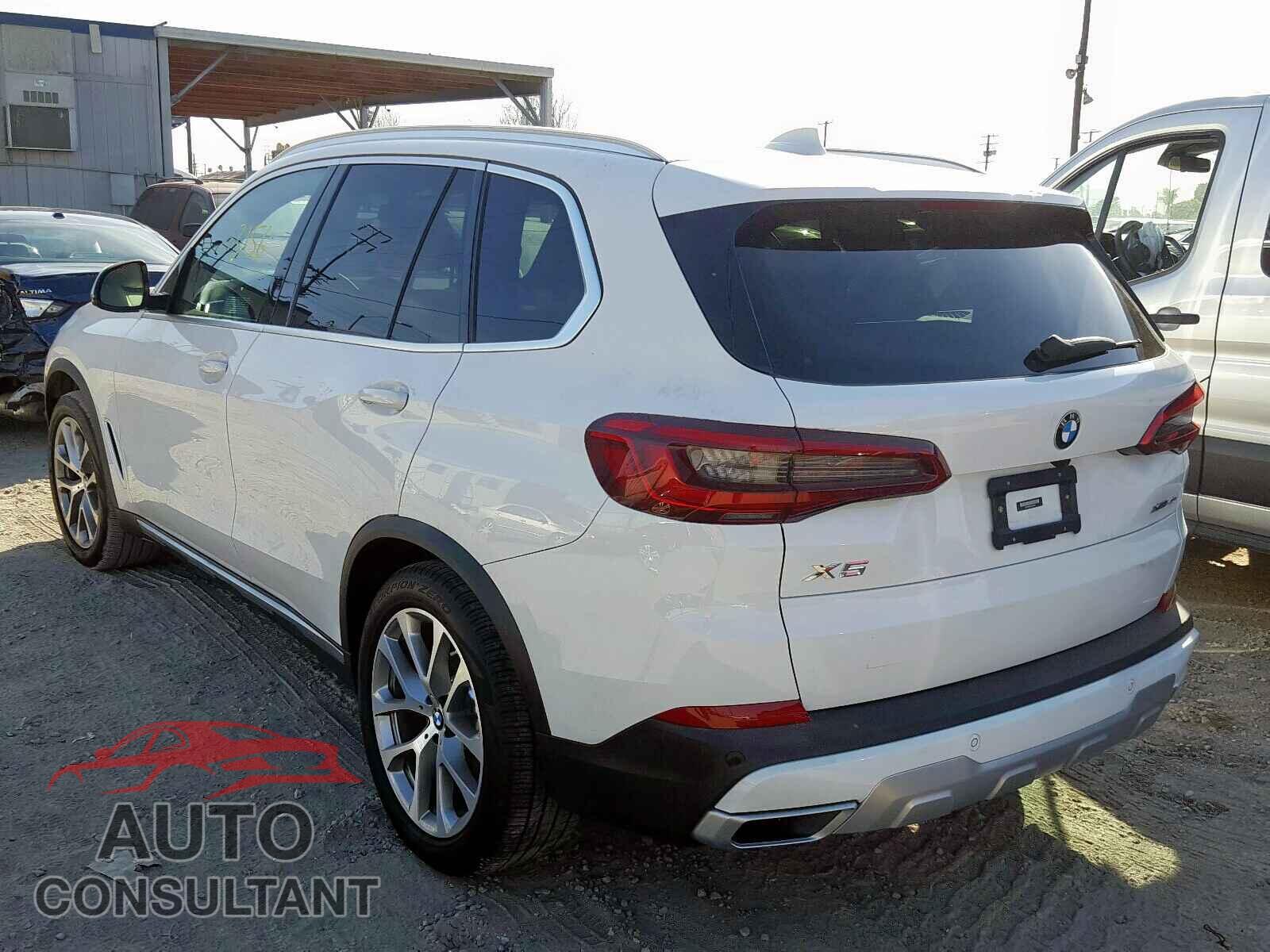 BMW X5 2019 - 1FA6P8CF2K5115103