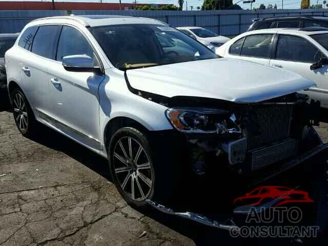 VOLVO XC60 2015 - YV4902RKXF2723744