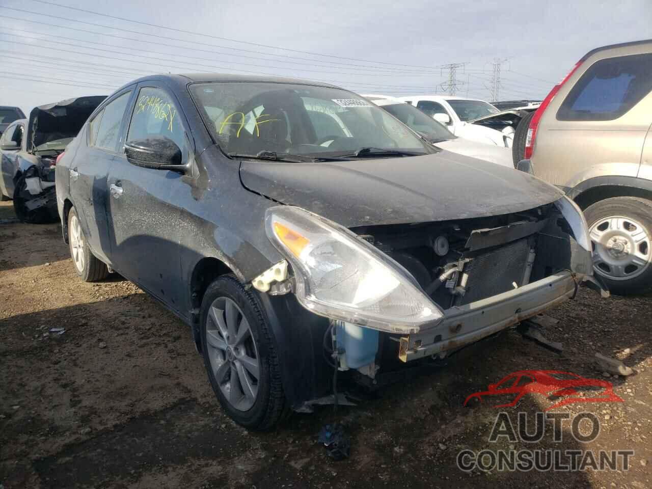 NISSAN VERSA 2017 - 3N1CN7AP7HL807572