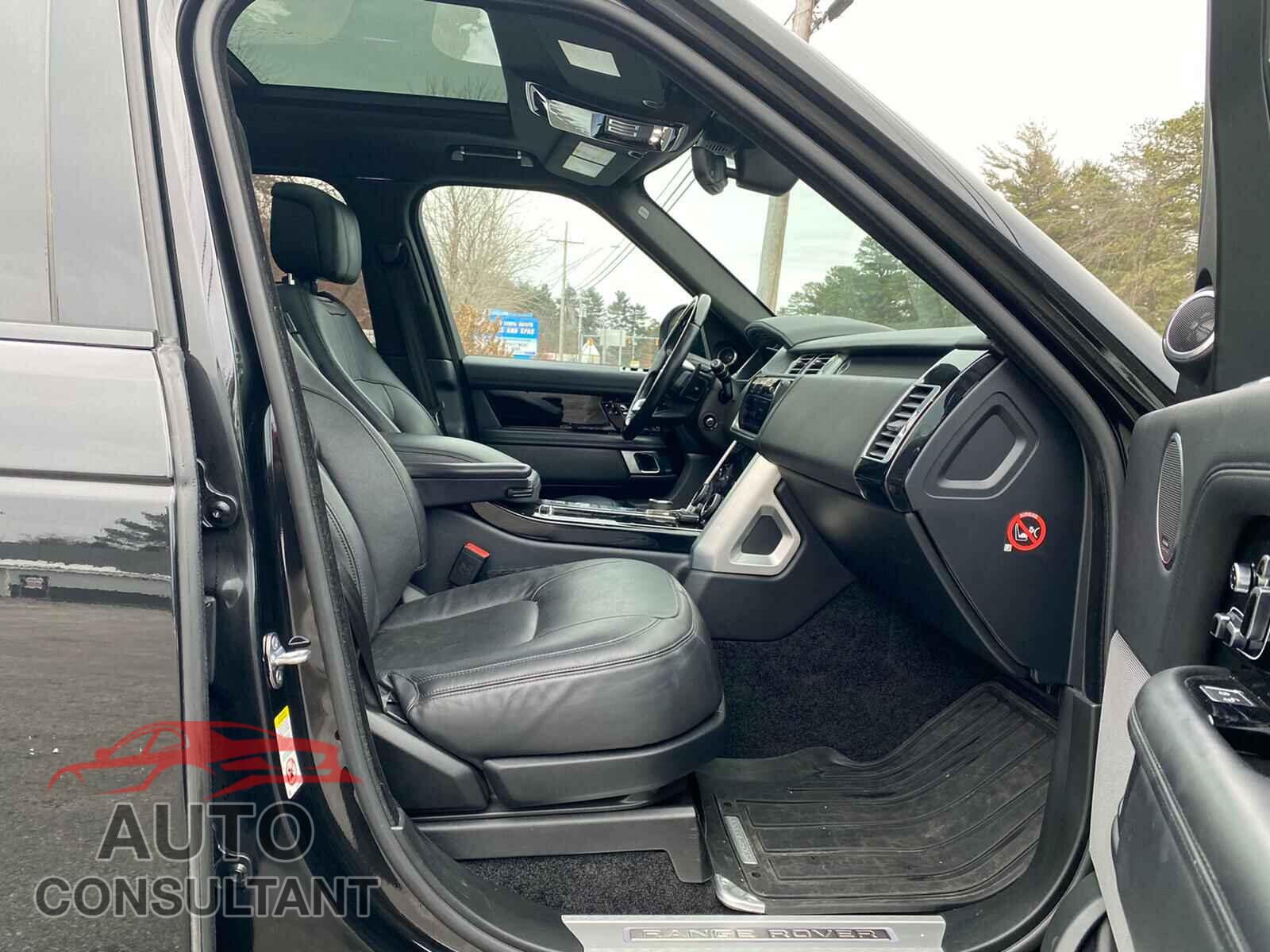 LAND ROVER RANGEROVER 2018 - SALGS2RE2JA385214