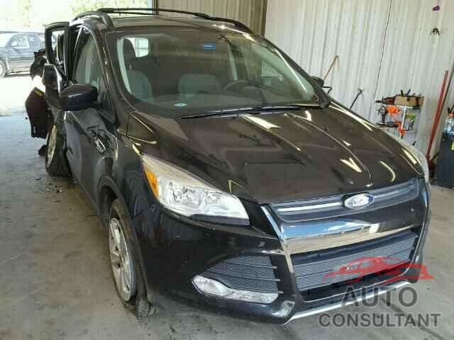 FORD ESCAPE 2015 - 1FMCU9G92FUC53084