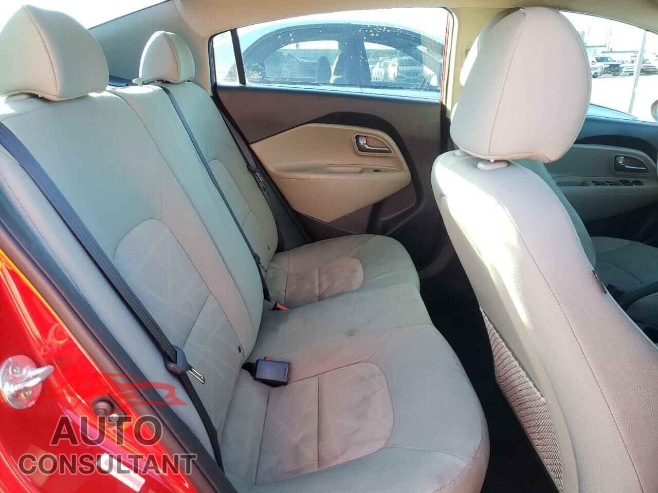 KIA RIO 2015 - KNMAT2MV2JP584410