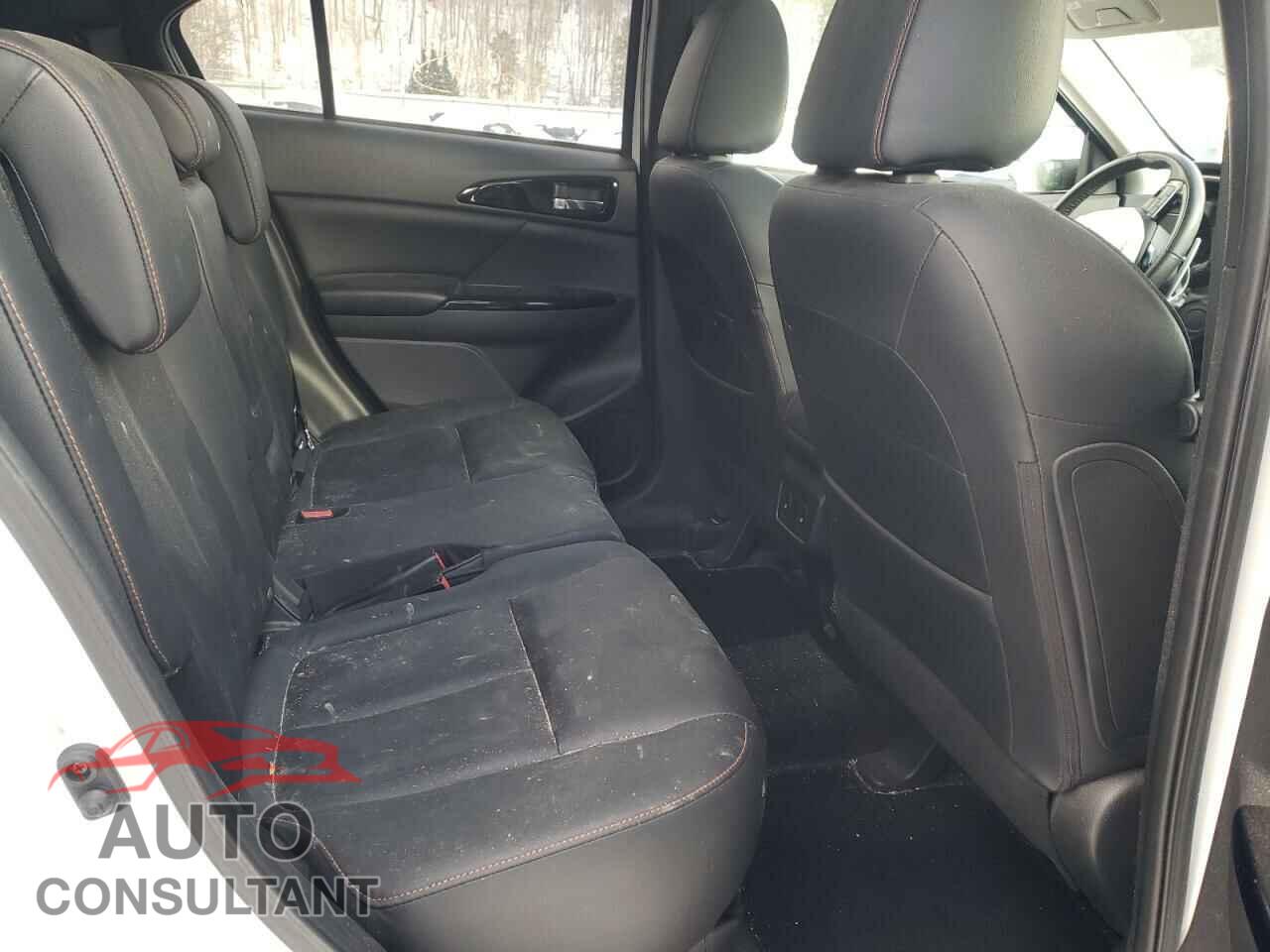 MITSUBISHI ECLIPSE 2018 - JA4AT5AA4JZ037902