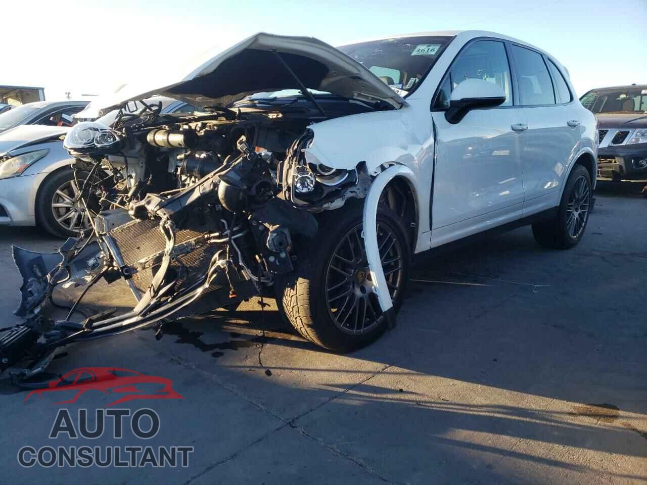 PORSCHE CAYENNE 2017 - WP1AA2A21HKA86883