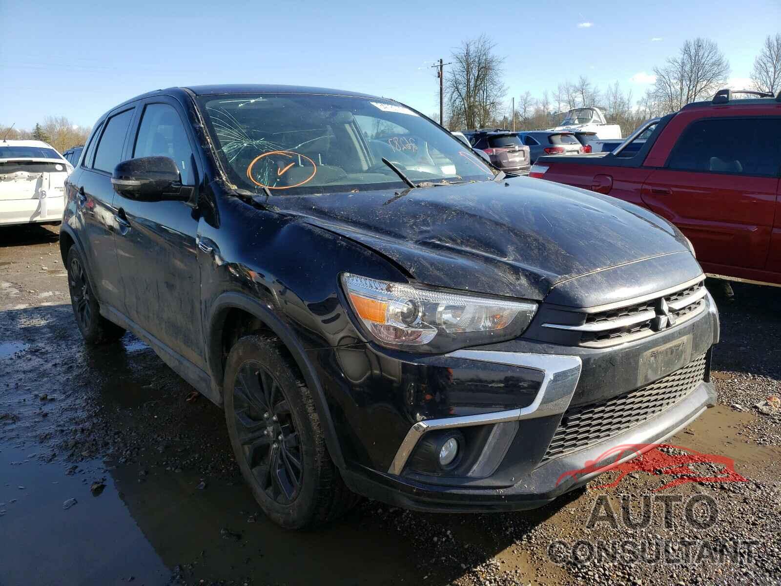MITSUBISHI OUTLANDER 2018 - JA4AR3AU5JU005437
