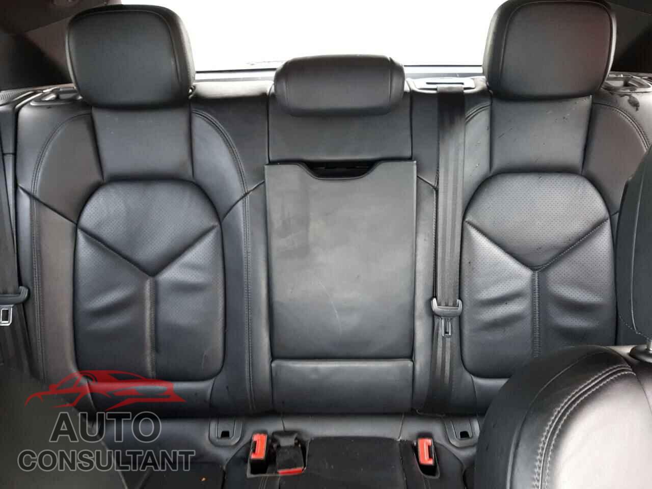PORSCHE MACAN 2017 - WP1AA2A50HLB08439
