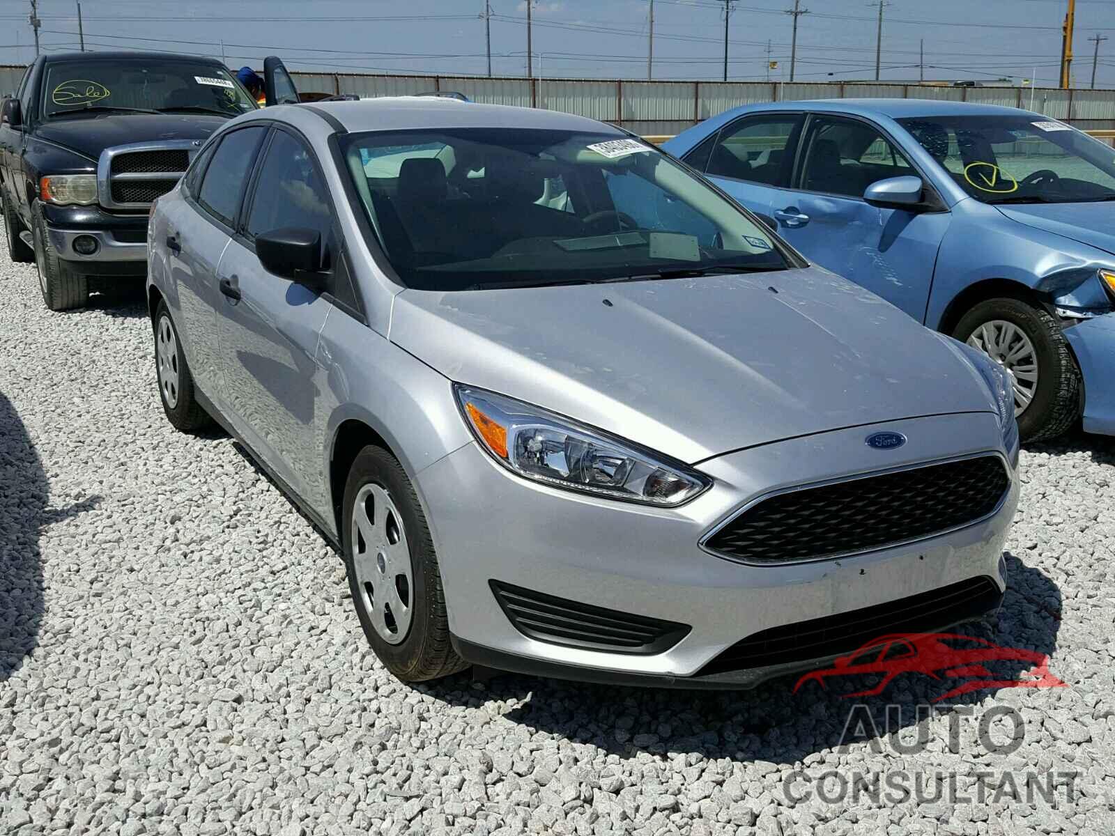FORD FOCUS 2017 - 1FADP3E28HL342045