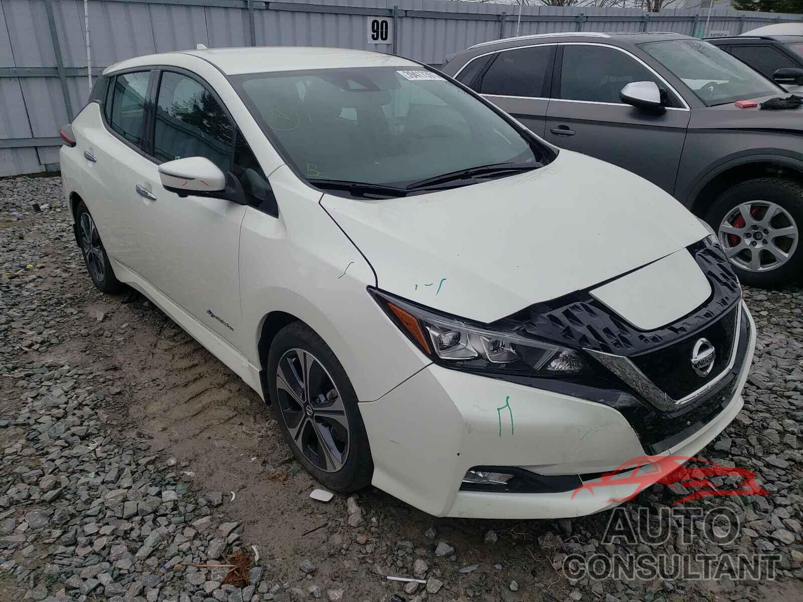 NISSAN LEAF 2018 - 1N4AZ1CP6JC307400