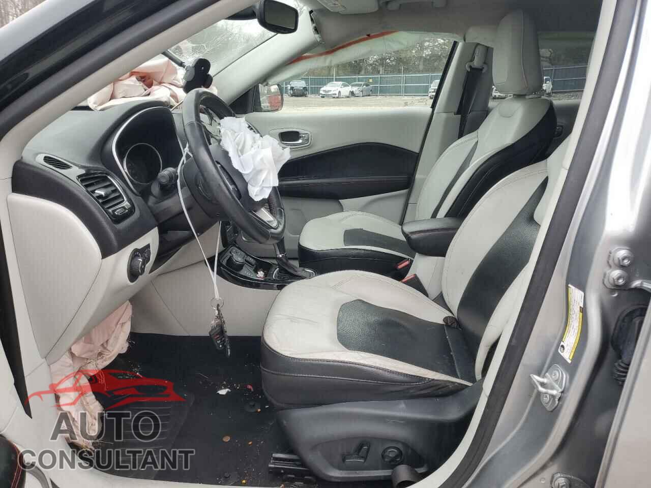 JEEP COMPASS 2018 - 3C4NJDCB6JT163022