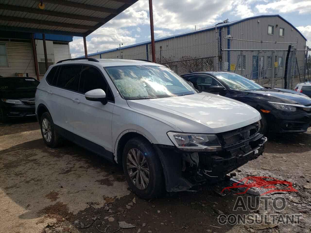 VOLKSWAGEN TIGUAN 2018 - 3VV0B7AX7JM108386