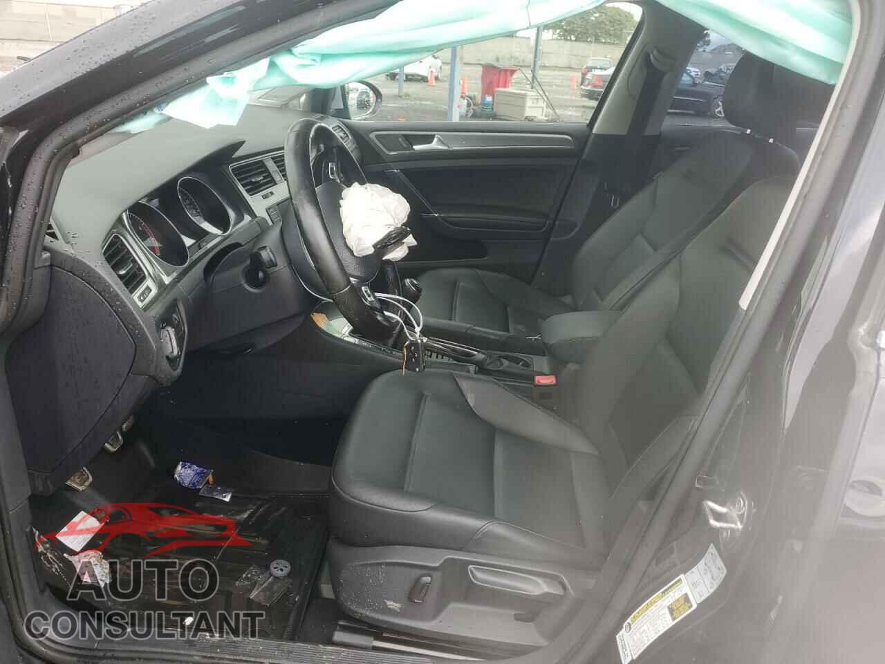 VOLKSWAGEN GOLF 2017 - 3VWM17AUXHM539093