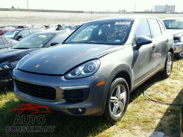 PORSCHE CAYENNE 2016 - WP1AA2A24GLA03939