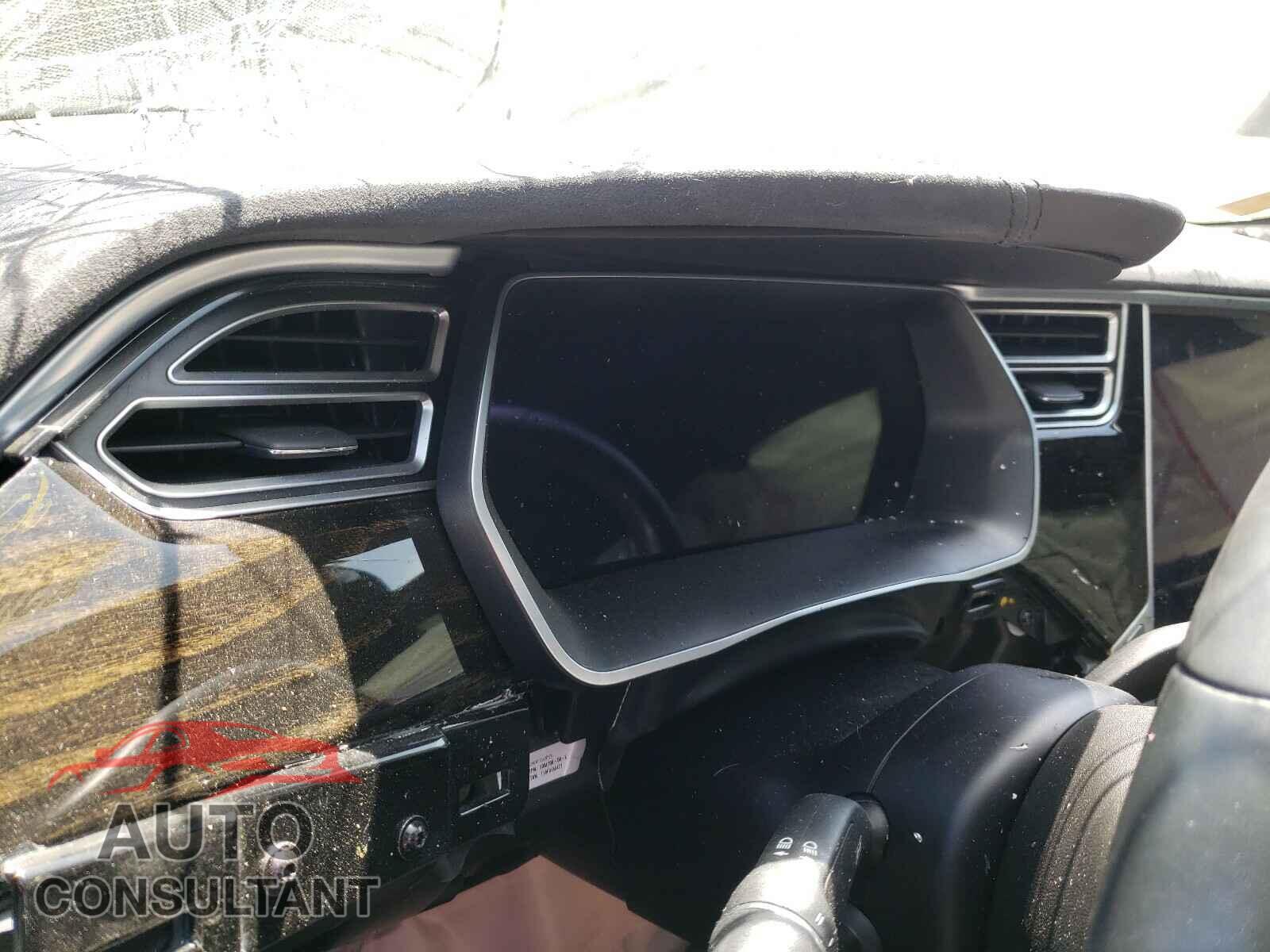 TESLA MODEL S 2016 - 5YJSA1E40GF143307