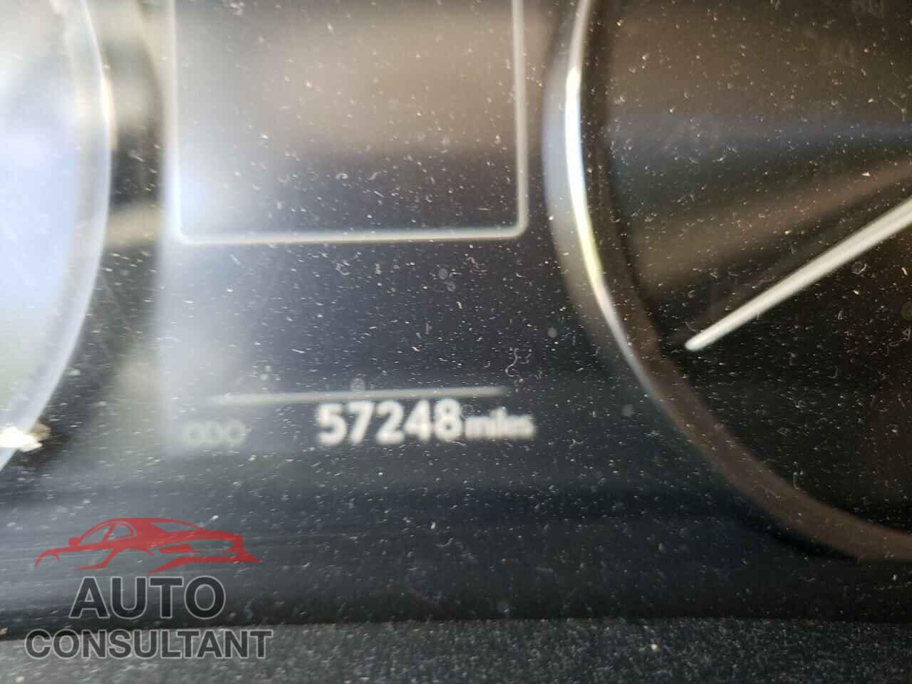 LEXUS IS 2017 - JTHBA1D23H5047818
