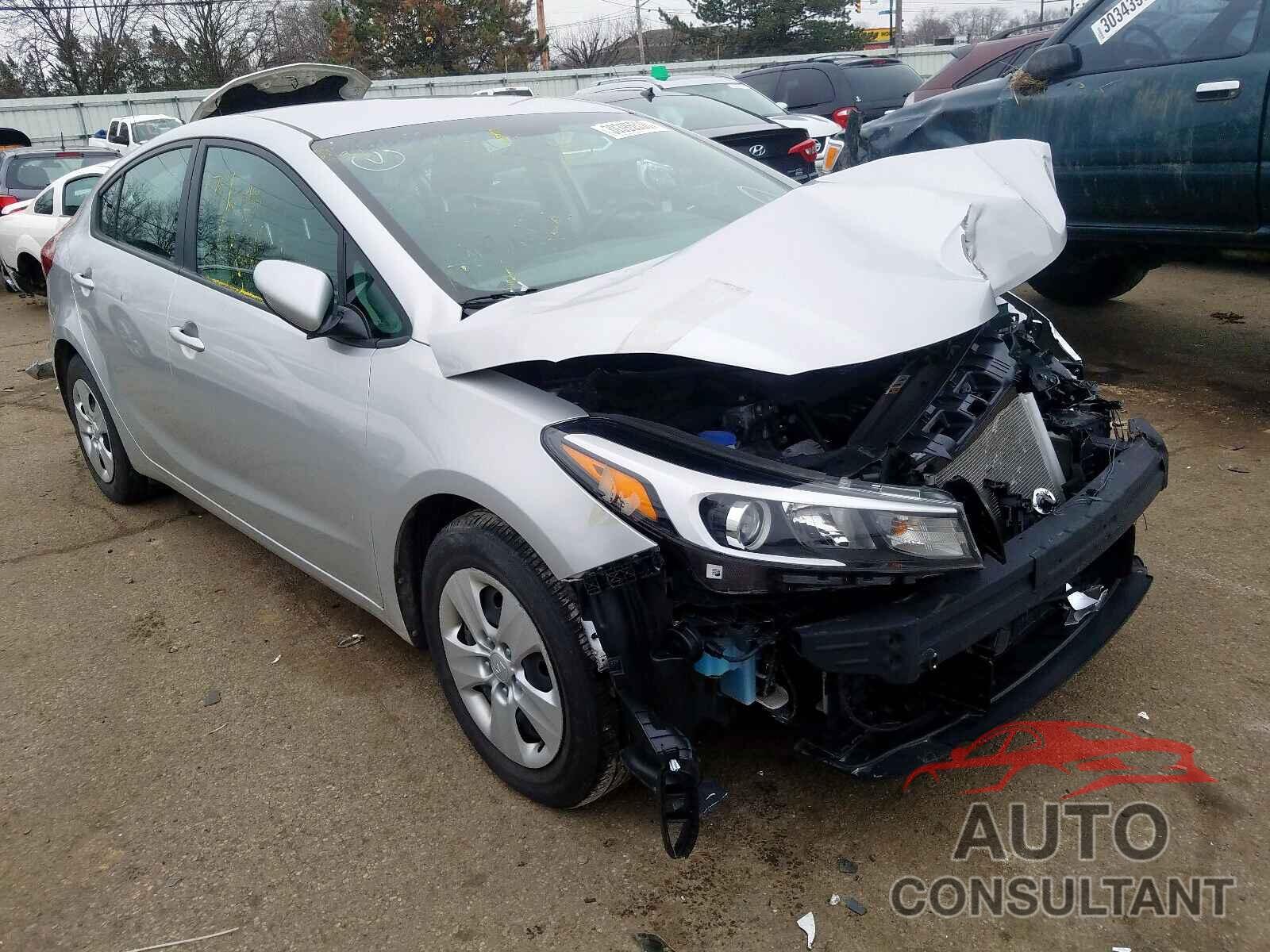 KIA FORTE 2017 - 3MZBN1L36JM243975