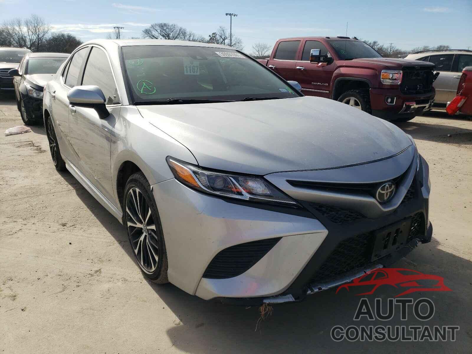 TOYOTA CAMRY 2019 - 4T1B11HK0KU691796