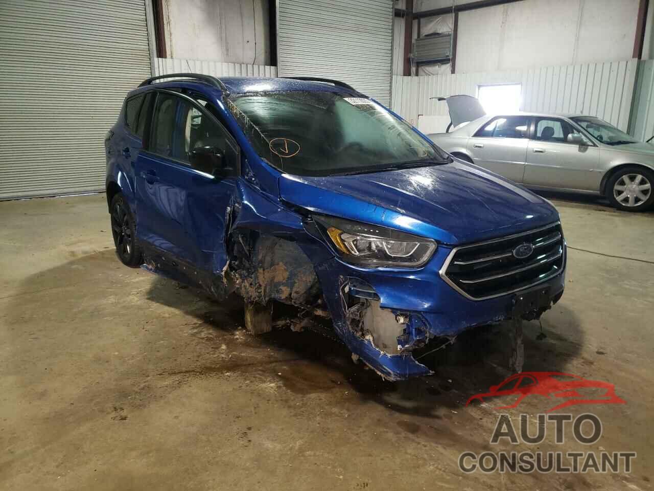 FORD ESCAPE 2017 - 1FMCU0GD3HUC07119