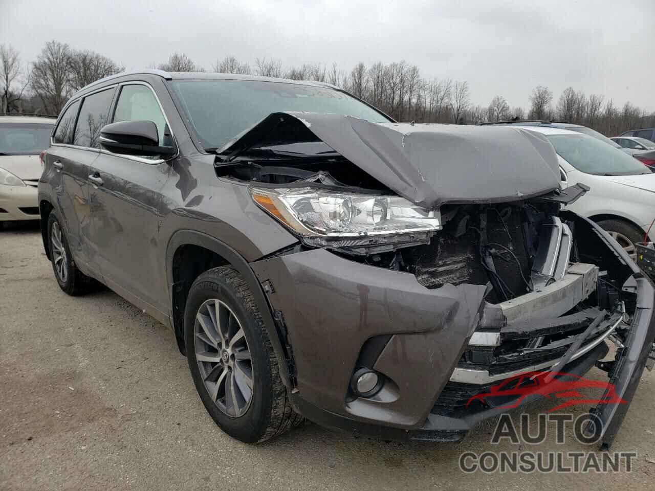 TOYOTA HIGHLANDER 2017 - 5TDJZRFH6HS468027