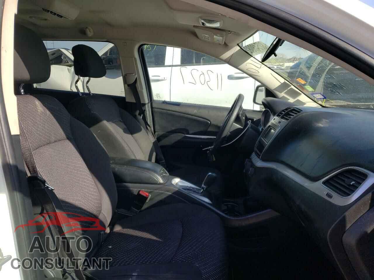 DODGE JOURNEY 2016 - 1FDNF7AY1GDA01528