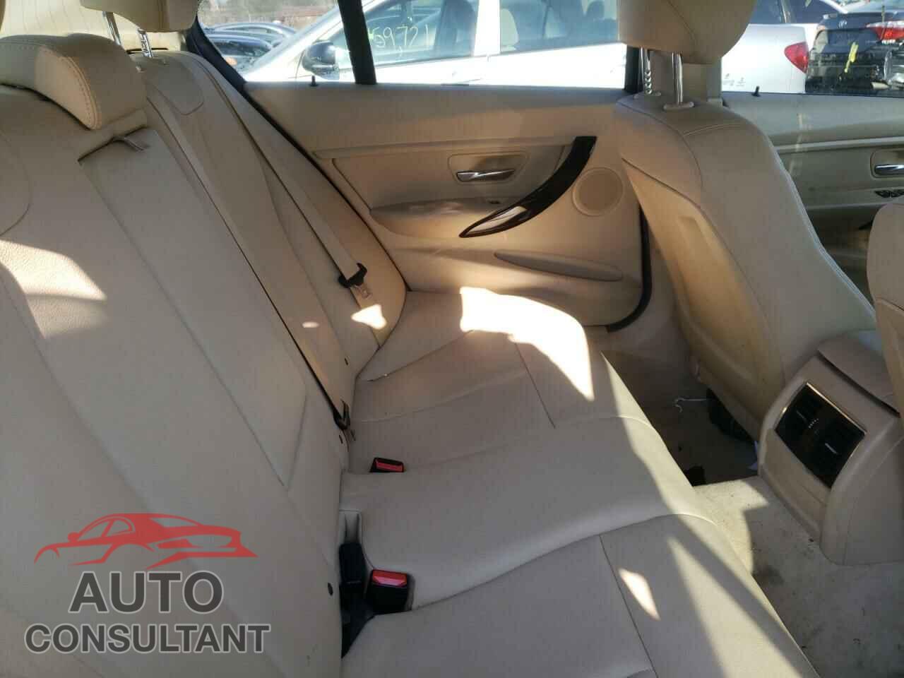 BMW 3 SERIES 2016 - WBA8E5G53GNU19800