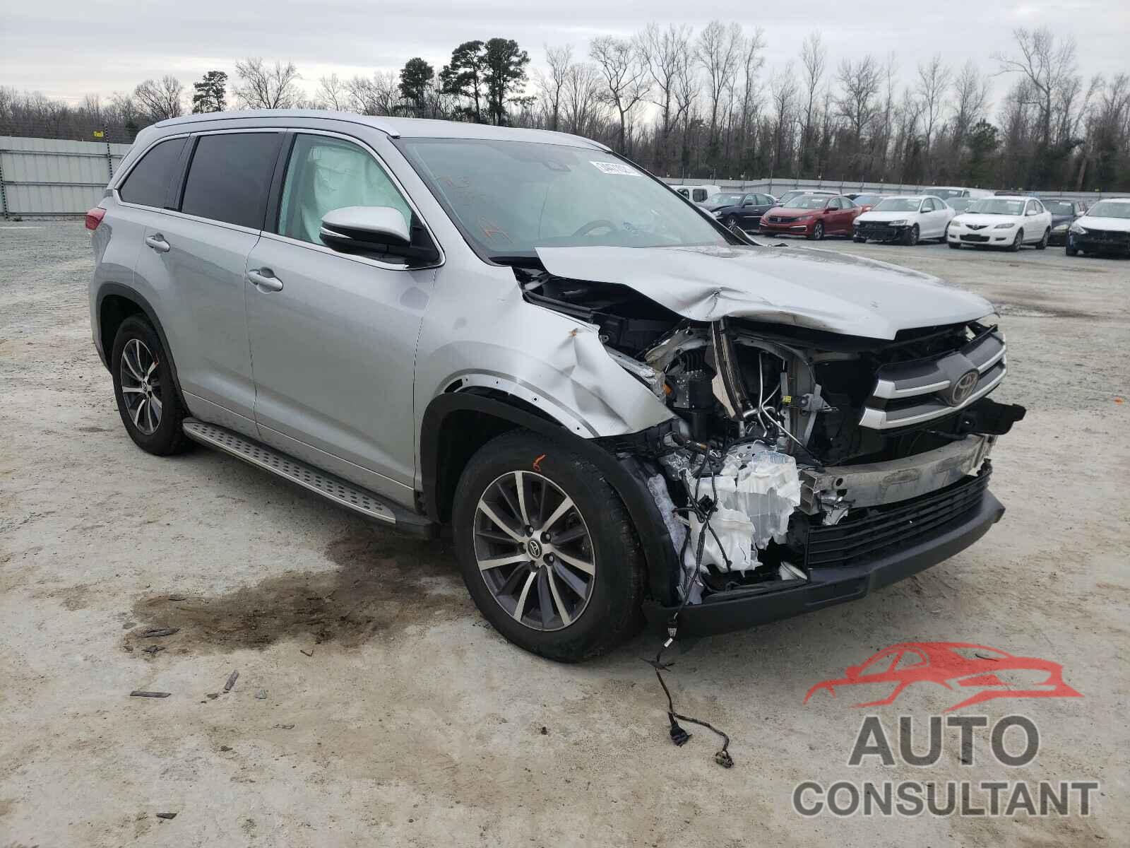 TOYOTA HIGHLANDER 2018 - 5TDKZRFH0JS528863