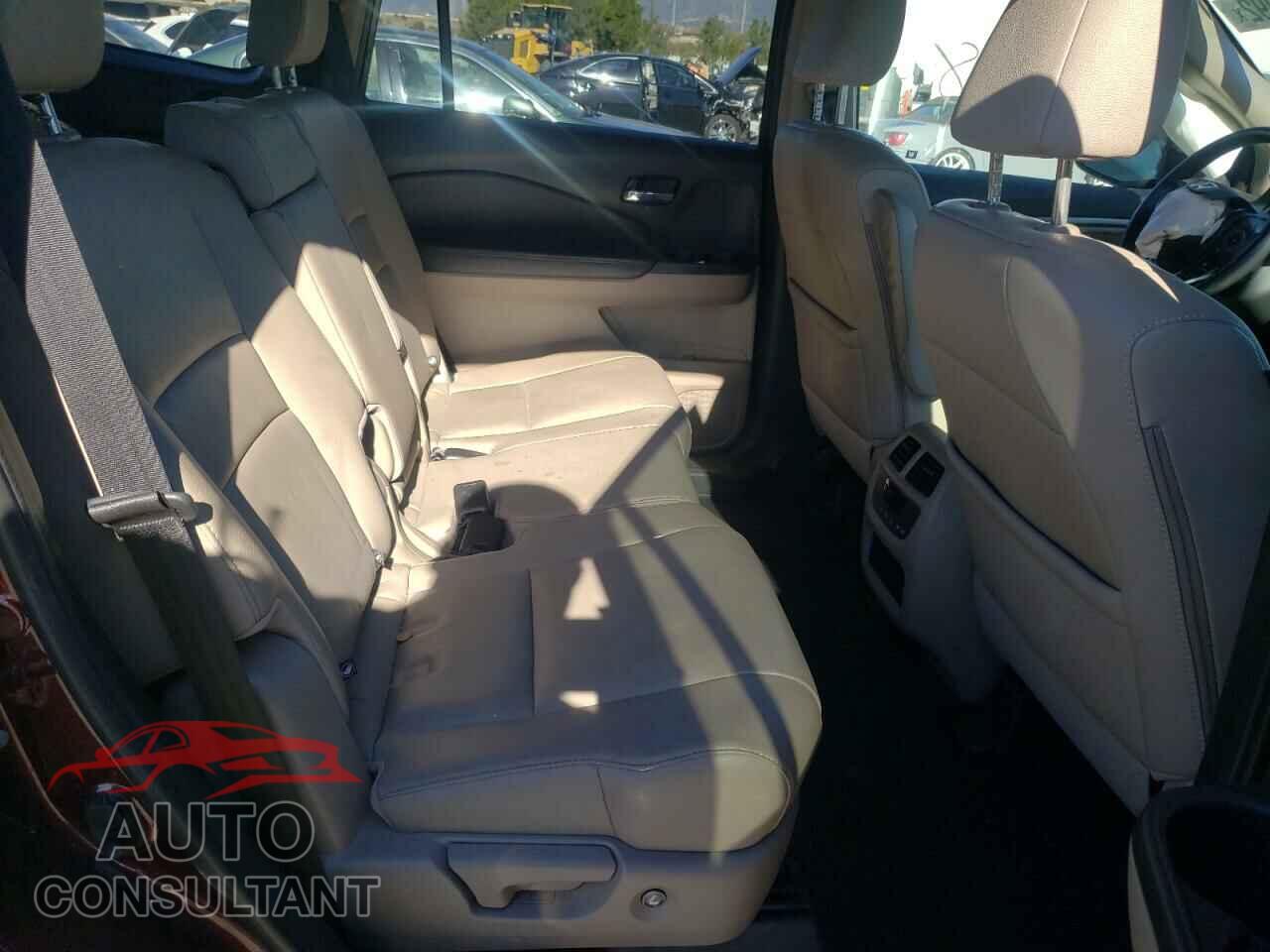 HONDA PILOT 2017 - 5TDJZRFH5JS561157