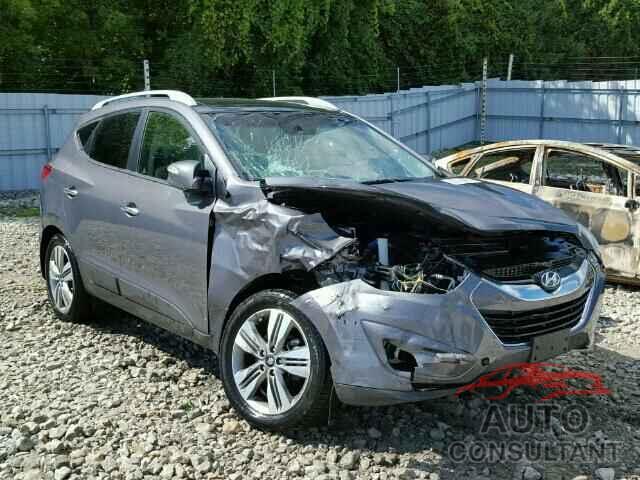 HYUNDAI TUCSON 2015 - KM8JUCAG2FU982083