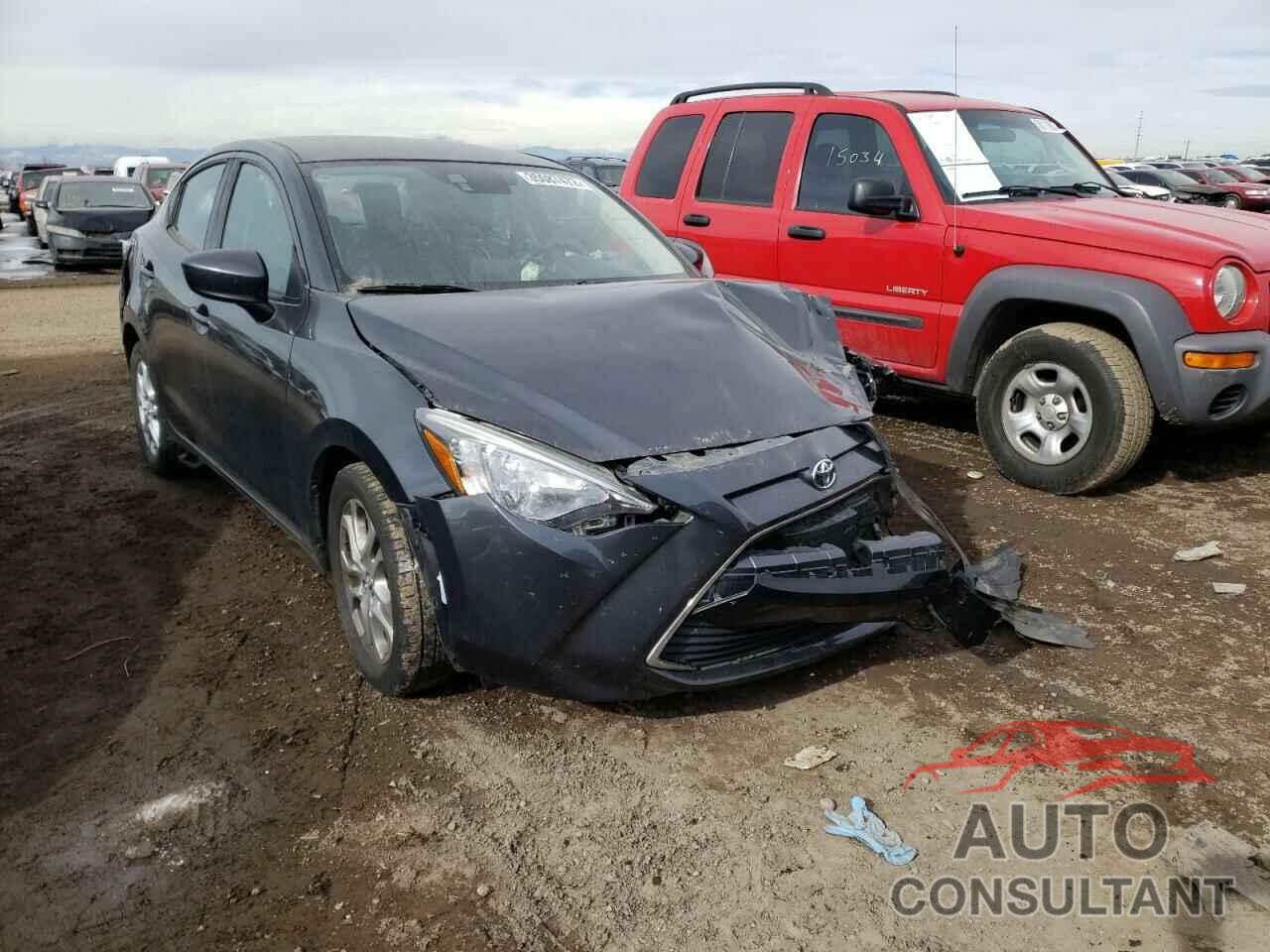 TOYOTA YARIS 2017 - 3MYDLBYV8HY186233