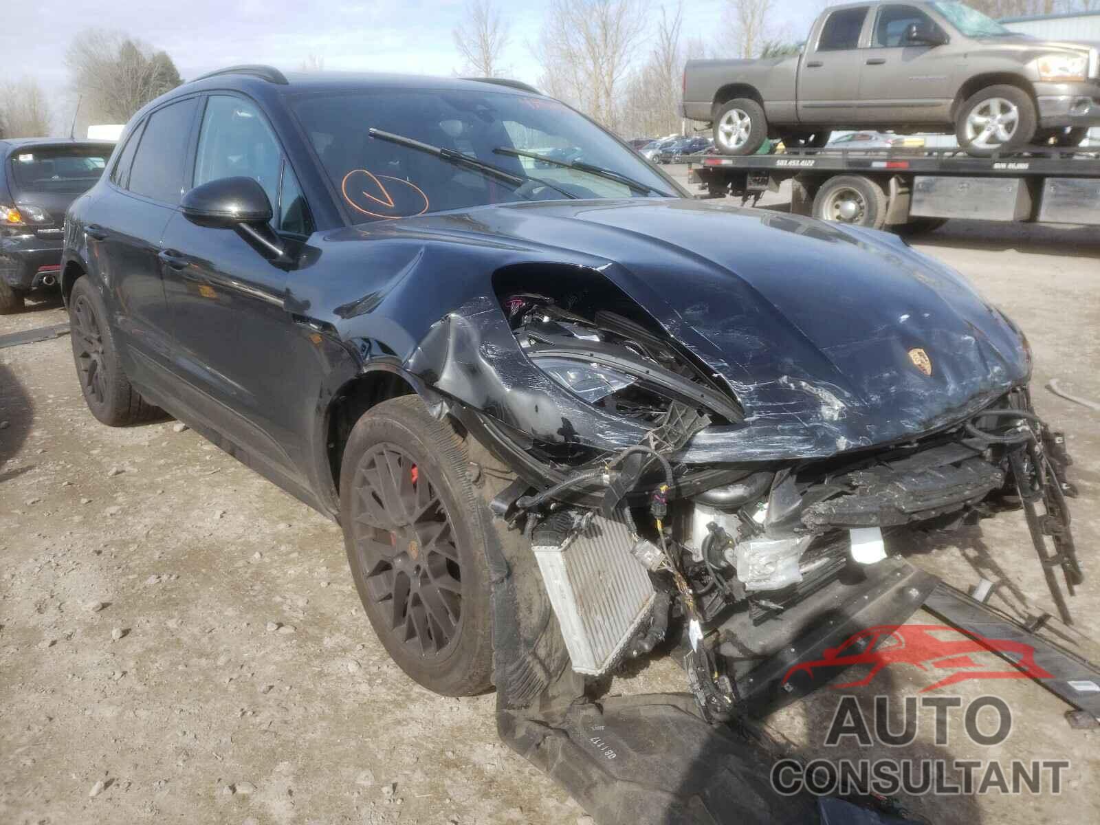 PORSCHE MACAN 2018 - WP1AG2A52JLB62037