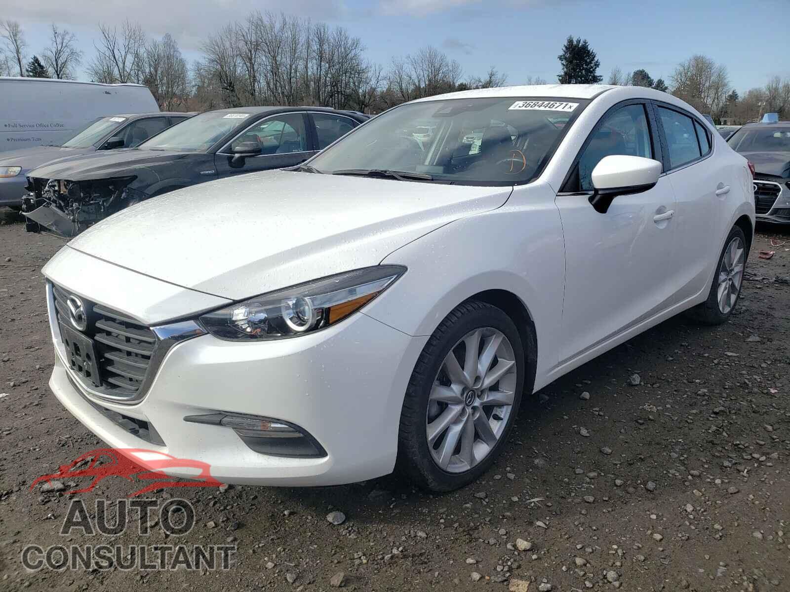 MAZDA 3 2017 - 3MZBN1V72HM127716