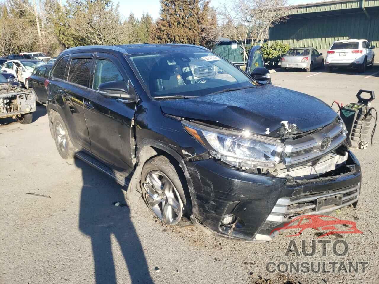 TOYOTA HIGHLANDER 2018 - 5TDDZRFH9JS831066