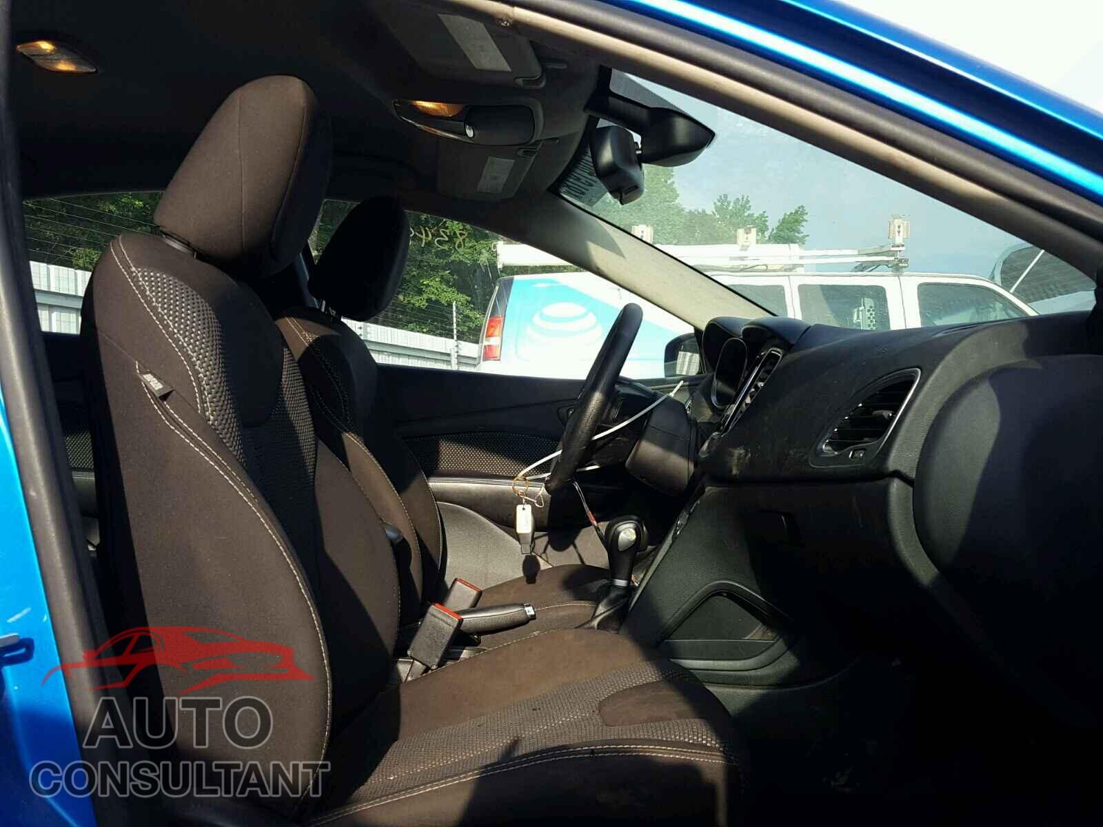 DODGE DART 2015 - 1C3CDFBB4FD351924