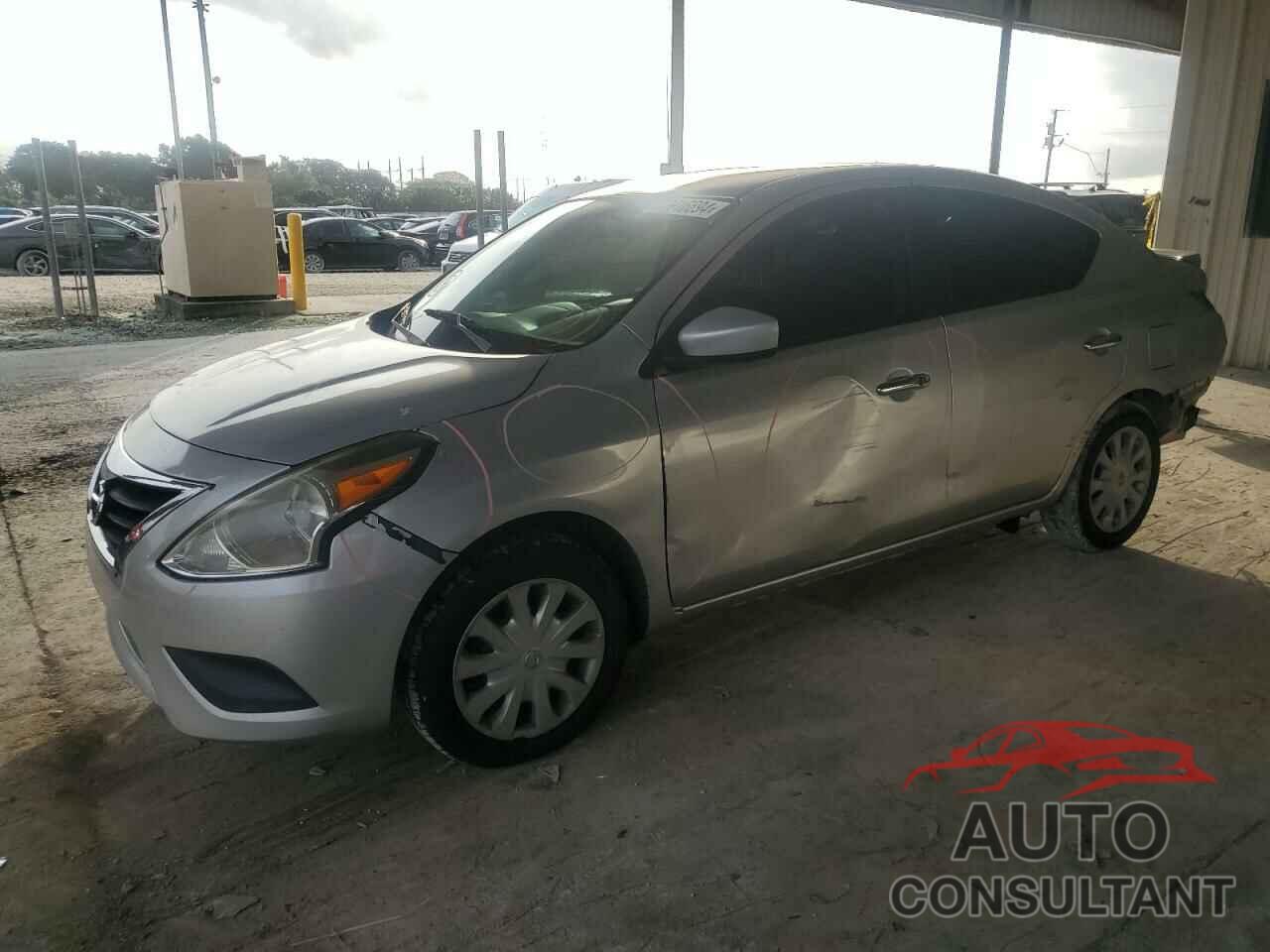 NISSAN VERSA 2017 - 3N1CN7AP0HL852031