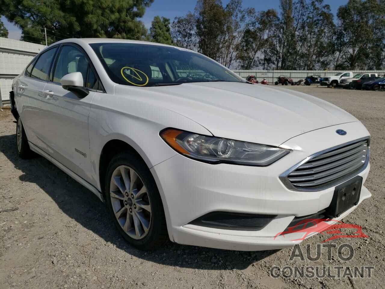 FORD FUSION 2017 - 3FA6P0UU8HR247674