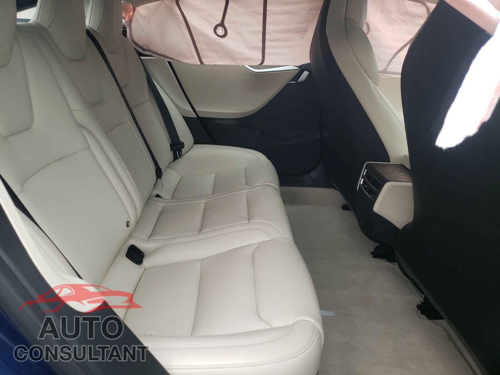 TESLA MODEL S 2018 - 5YJSA1E25JF247359