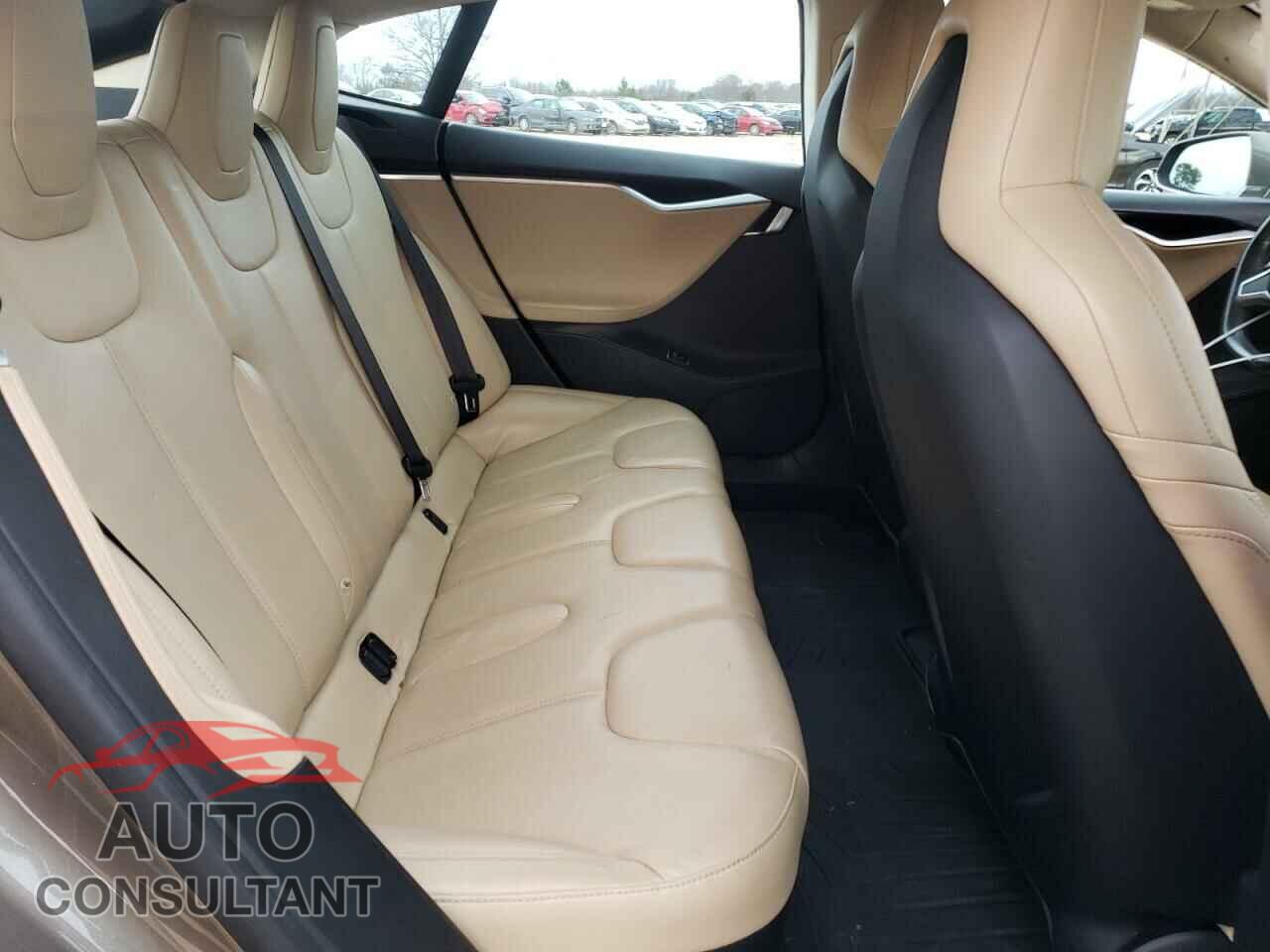 TESLA MODEL S 2016 - 5YJSA1E24GF122393