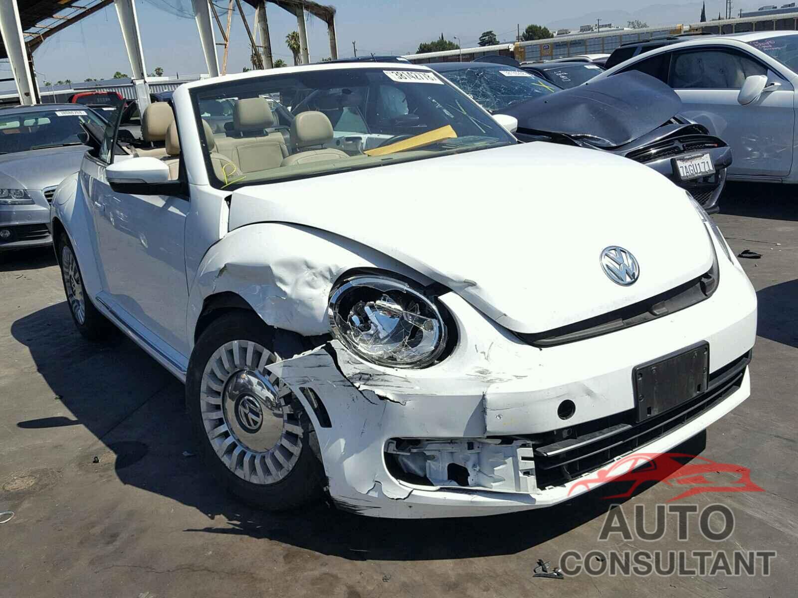 VOLKSWAGEN BEETLE 2015 - 3VW517AT3FM815655