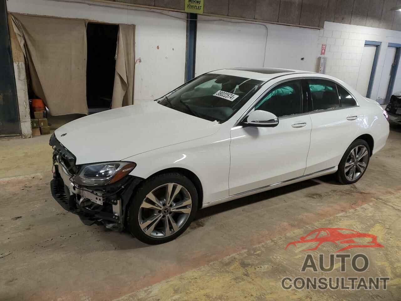 MERCEDES-BENZ C-CLASS 2018 - 55SWF4KB6JU281141