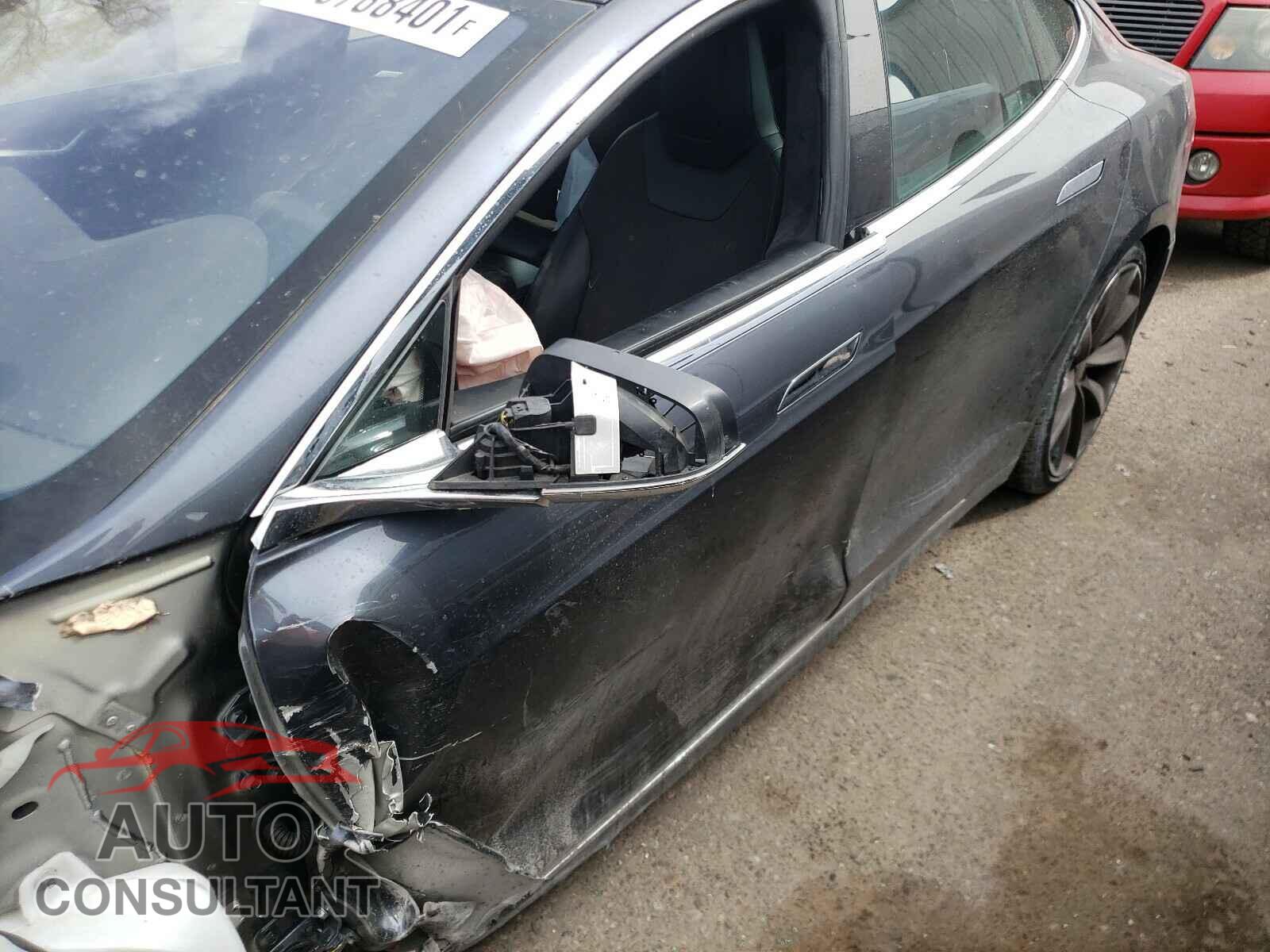 TESLA MODEL S 2016 - 5YJSA1E46GF126611