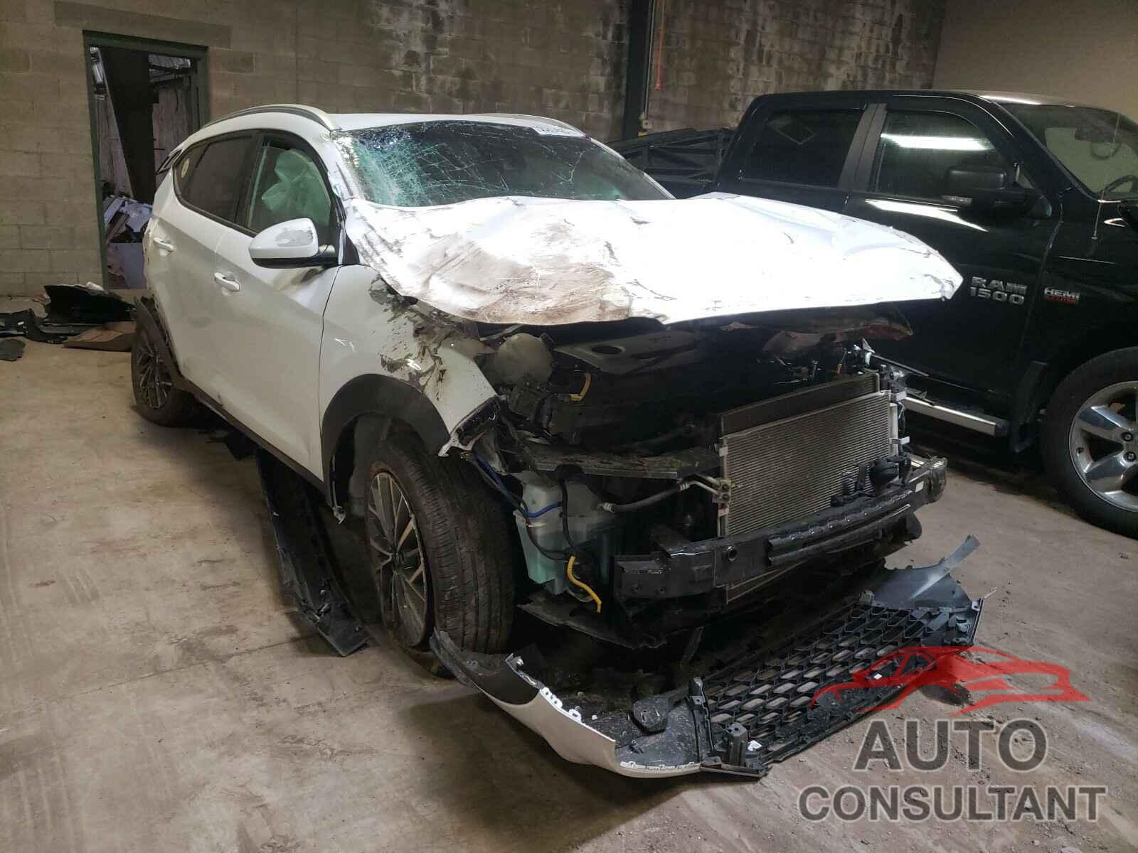HYUNDAI TUCSON 2019 - KM8J3CAL2KU056907