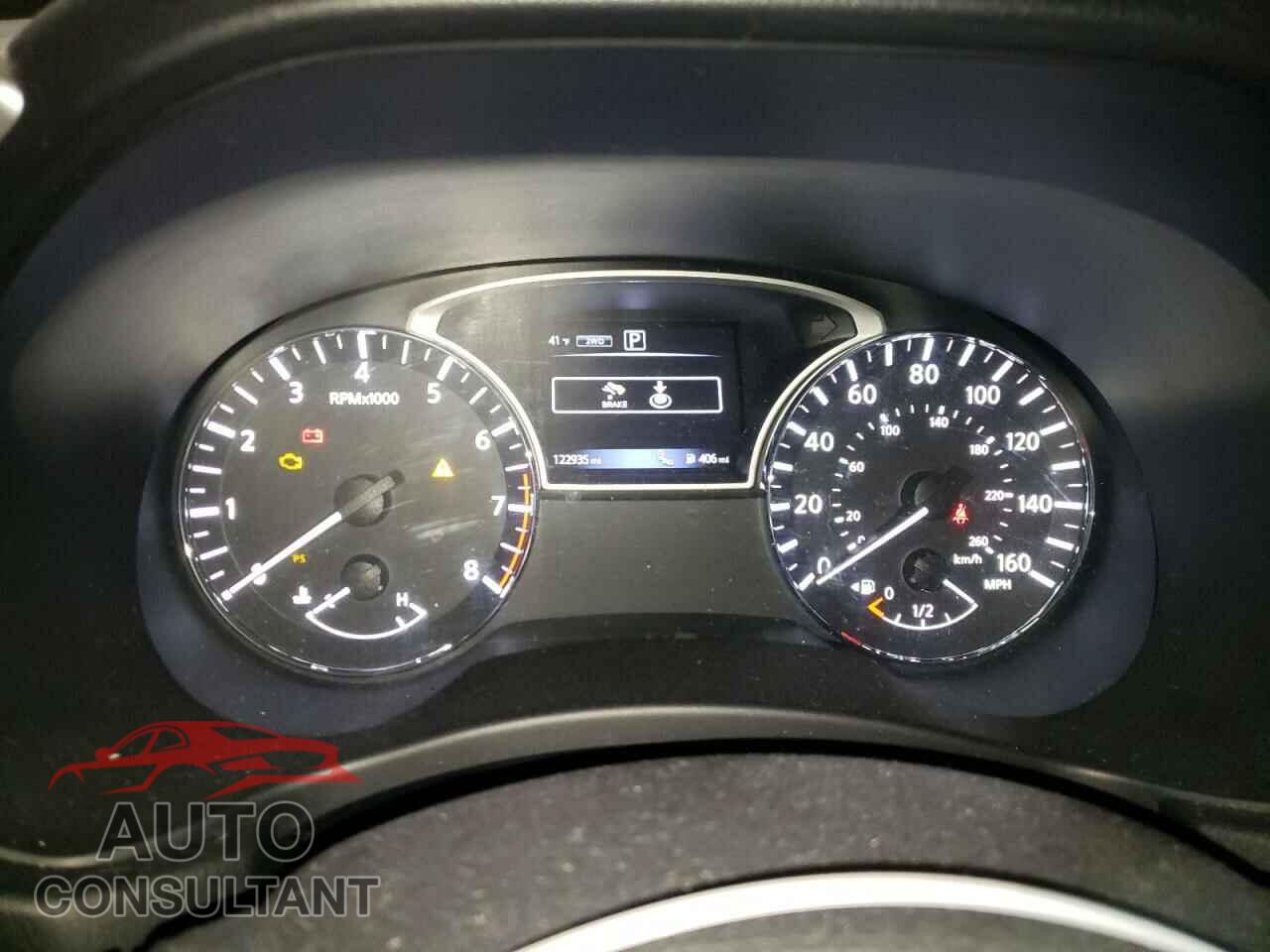 NISSAN PATHFINDER 2017 - 5N1DR2MM9HC628709