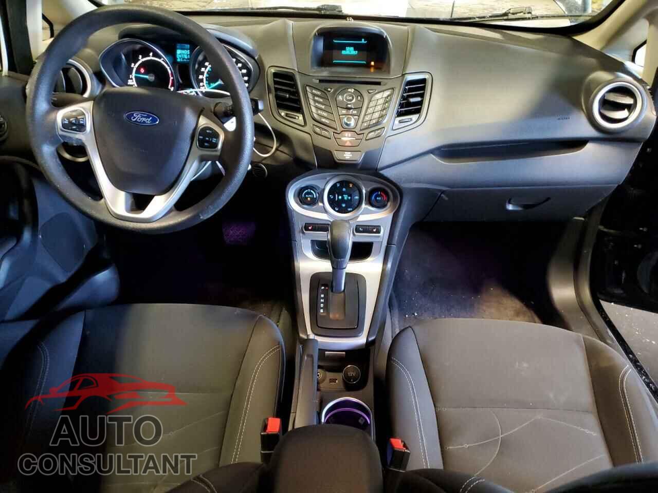 FORD FIESTA 2017 - 3FADP4EJ5HM121952