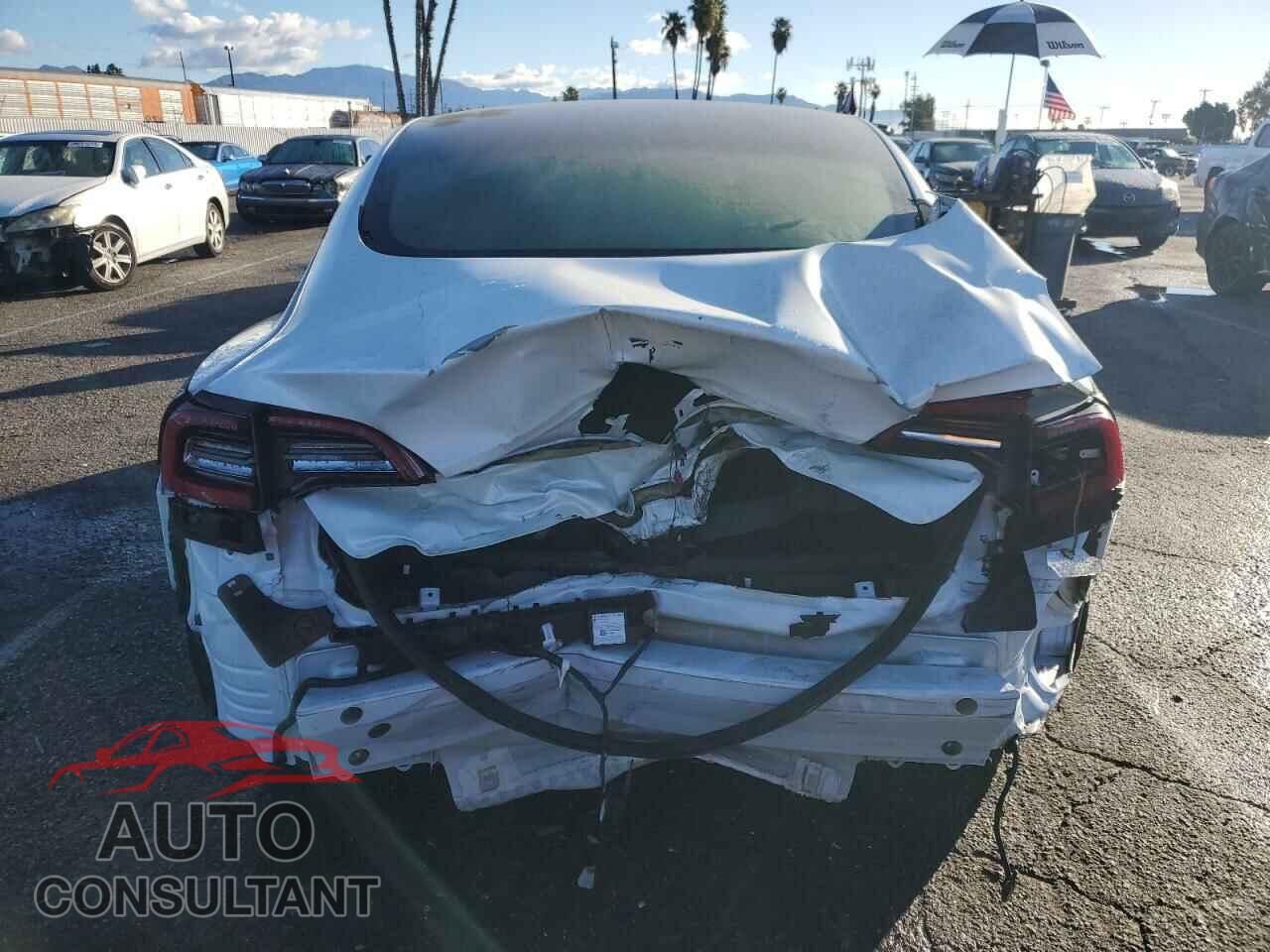 TESLA MODEL 3 2022 - 5YJ3E1EA5NF360671
