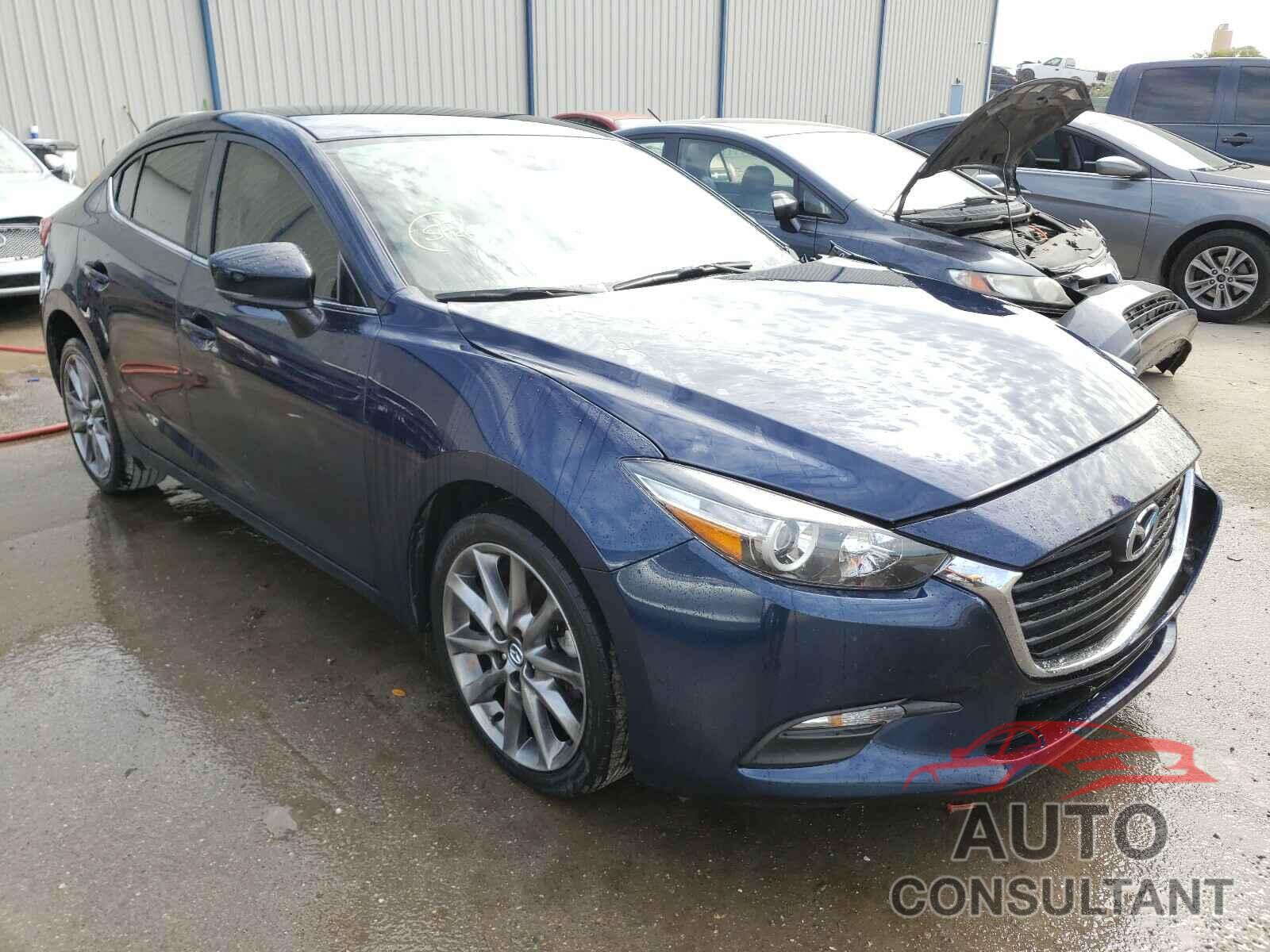 MAZDA 3 2018 - 3MZBN1V35JM248582