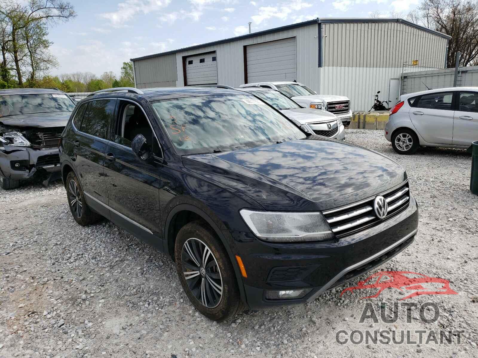 VOLKSWAGEN TIGUAN 2018 - 3VV2B7AX0JM057063